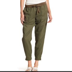 Melrose and Market Linen Blend Joggers